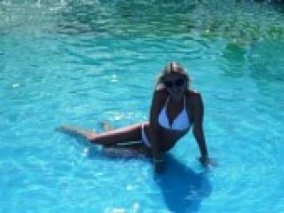 Erotic video chat califfornia
