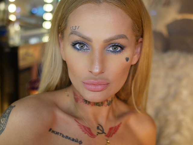 Photo of the profile CallMeBadGirl