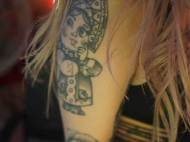 Broadcast screenshots CallMeBadGirl