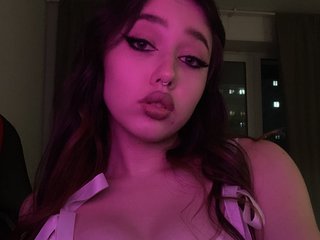 Erotic video chat CallmeNikky