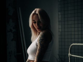 Erotic video chat CamelliaMoon
