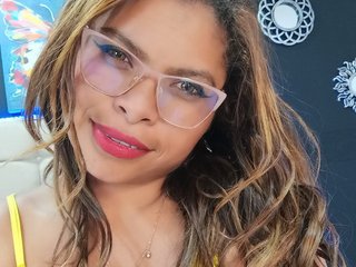 Erotic video chat CamiilaReyes