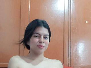 Erotic video chat camila18a