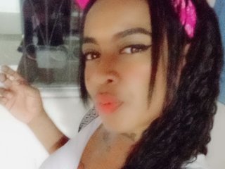 Erotic video chat CamilaHurtado