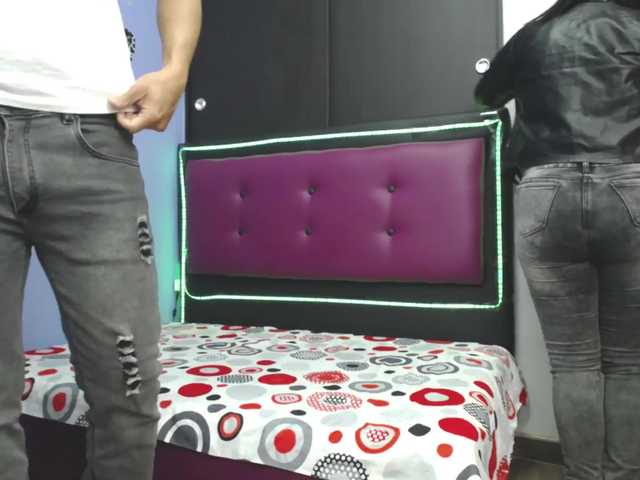 Photos Camilaydavid1 Hola chicos Bienvenidos a nuestra sala Hello guys welcome to our room Cum in the mouth for 250 tk