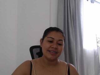 Erotic video chat Camirous