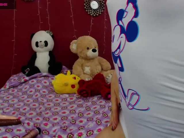 Broadcast screenshots CandiWilliams