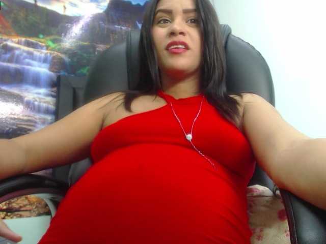 Broadcast screenshots candy-hot