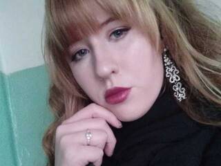 Erotic video chat Candy003