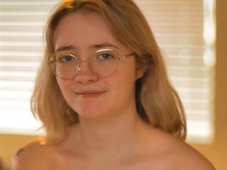 Erotic video chat CandyBurger21