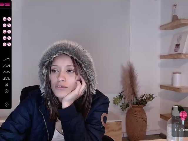 Broadcast screenshots candycherryhot