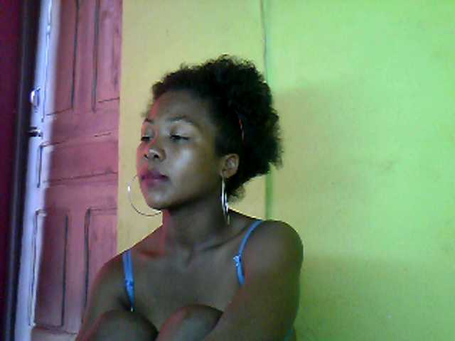 Broadcast screenshots candycrush