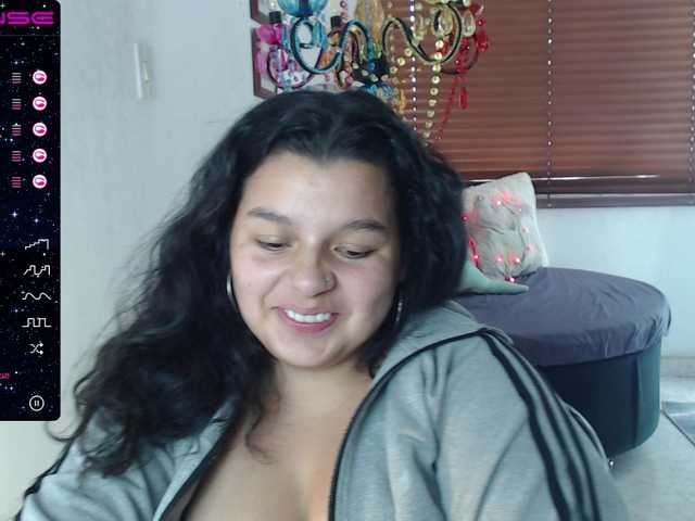 Photos CandyHood Hi guys welcome to my room, now that you are here lets have some fun!/cum show at goal/ PVT on [none] 333