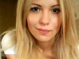Photo of the profile CannabisGirl
