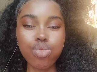 Erotic video chat CaramelCandy