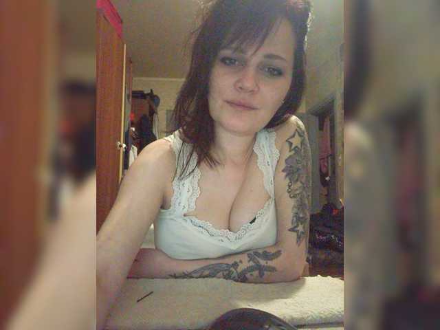 Broadcast screenshots CarlyLovely