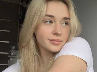 Erotic video chat Carmen4you
