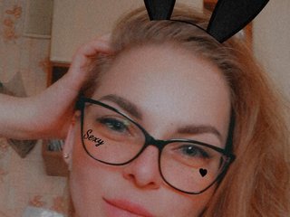 Erotic video chat CarolinaDiamond33