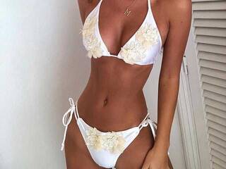 Erotic video chat CarolinaIsabella