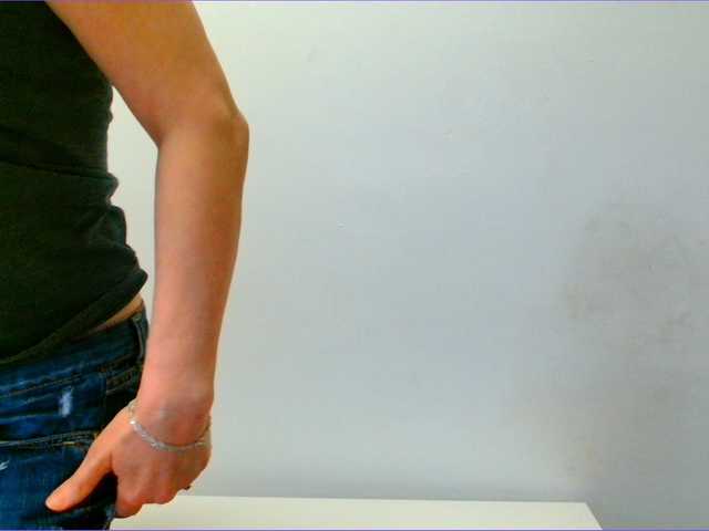 Broadcast screenshots carolinakiara