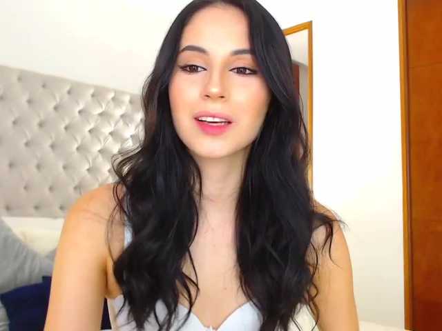 Broadcast screenshots carolinamira