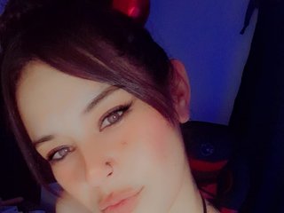 Erotic video chat Carolineevans