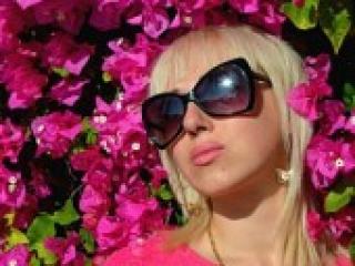 Erotic video chat carolllina