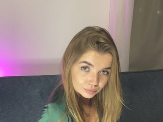 Erotic video chat CarrieBradshaww