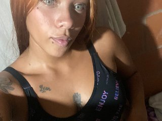 Erotic video chat Leidy