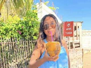 Erotic video chat Cassyah