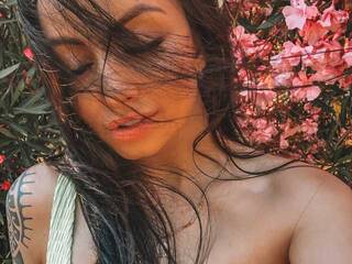 Erotic video chat Caylin