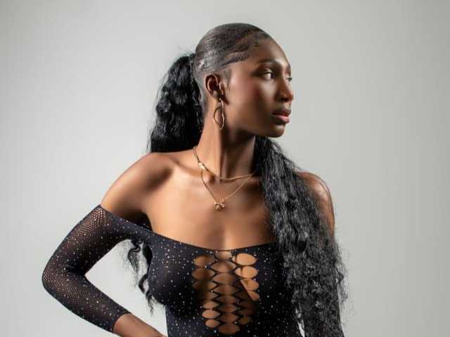 Photo of the profile celine-009
