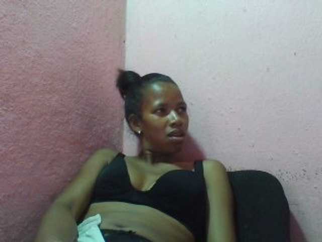 Broadcast screenshots charlanah