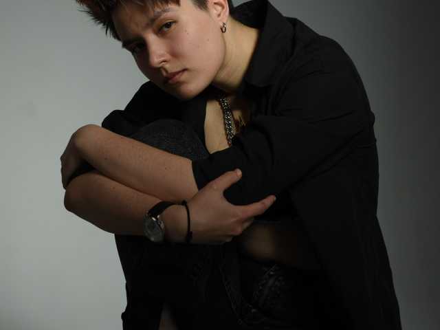 Photo of the profile CharlieeAdams