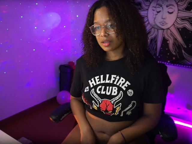 Broadcast screenshots charlieoxxo