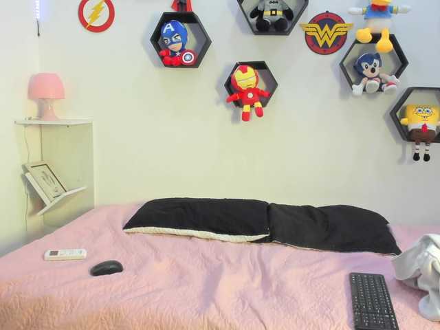 Broadcast screenshots Charlotequeen