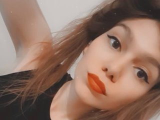 Erotic video chat CharlotteHoney