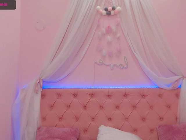 Broadcast screenshots CharlotteRey