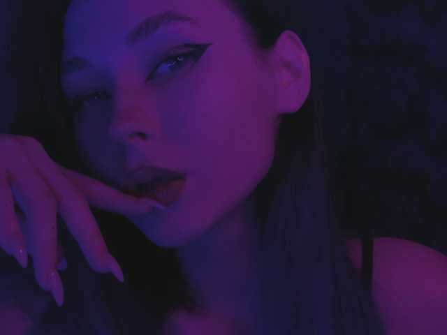 Photo of the profile CharlotteU