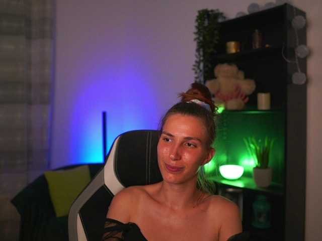 Broadcast screenshots charlottgotit