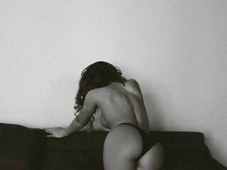 Erotic video chat CheekyFay