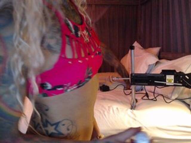 Broadcast screenshots SexyDP69