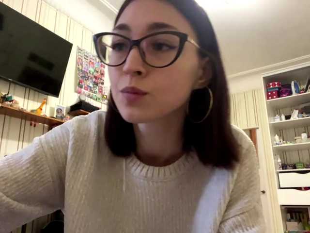 I am new here! Goal - put on a sexy dress