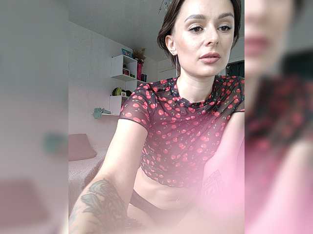 Broadcast screenshots cherryberry18