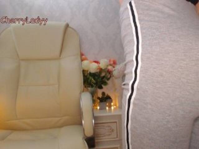 Broadcast screenshots CherryLadyy