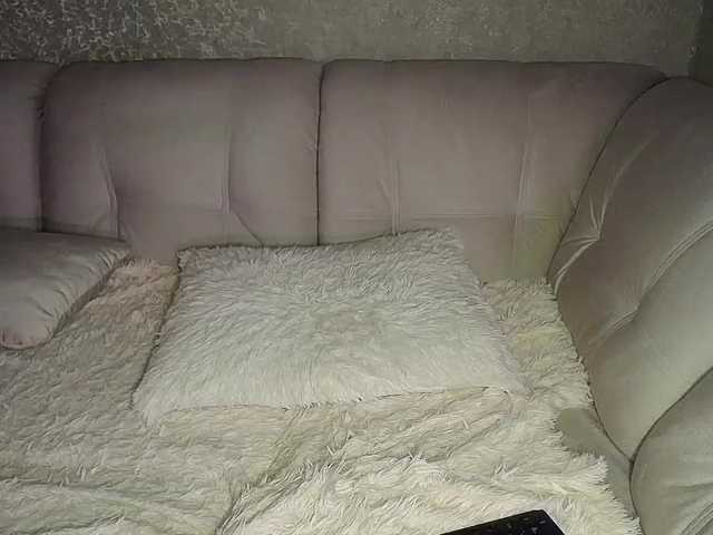 Broadcast screenshots CherryLi