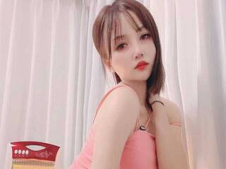 Erotic video chat Alice-W