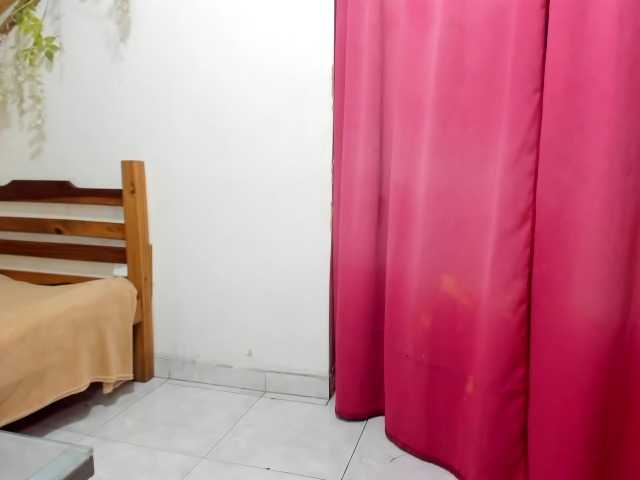 Broadcast screenshots chicana21