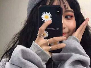 Erotic video chat ChikyNicki