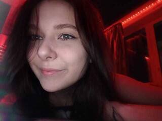 Erotic video chat Chloe-Loyal